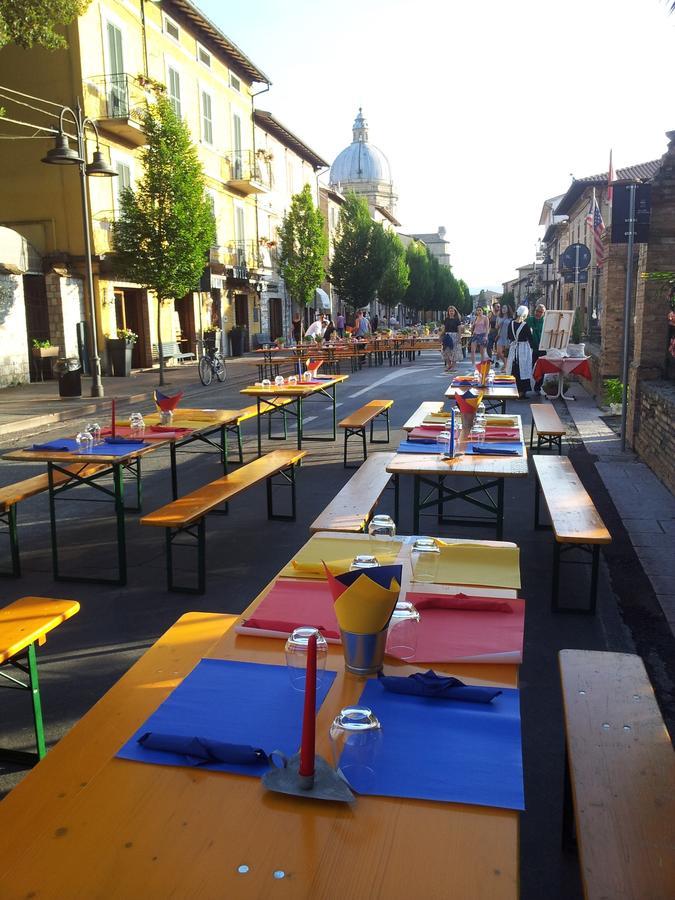 La Corte Degli Angeli Locazioni Turistiche Assisi Exterior photo